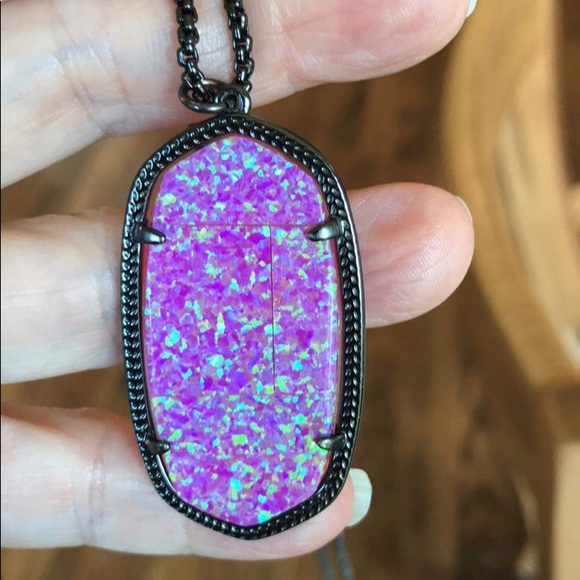 Kendra Scott Necklace - Picture 6 of 11